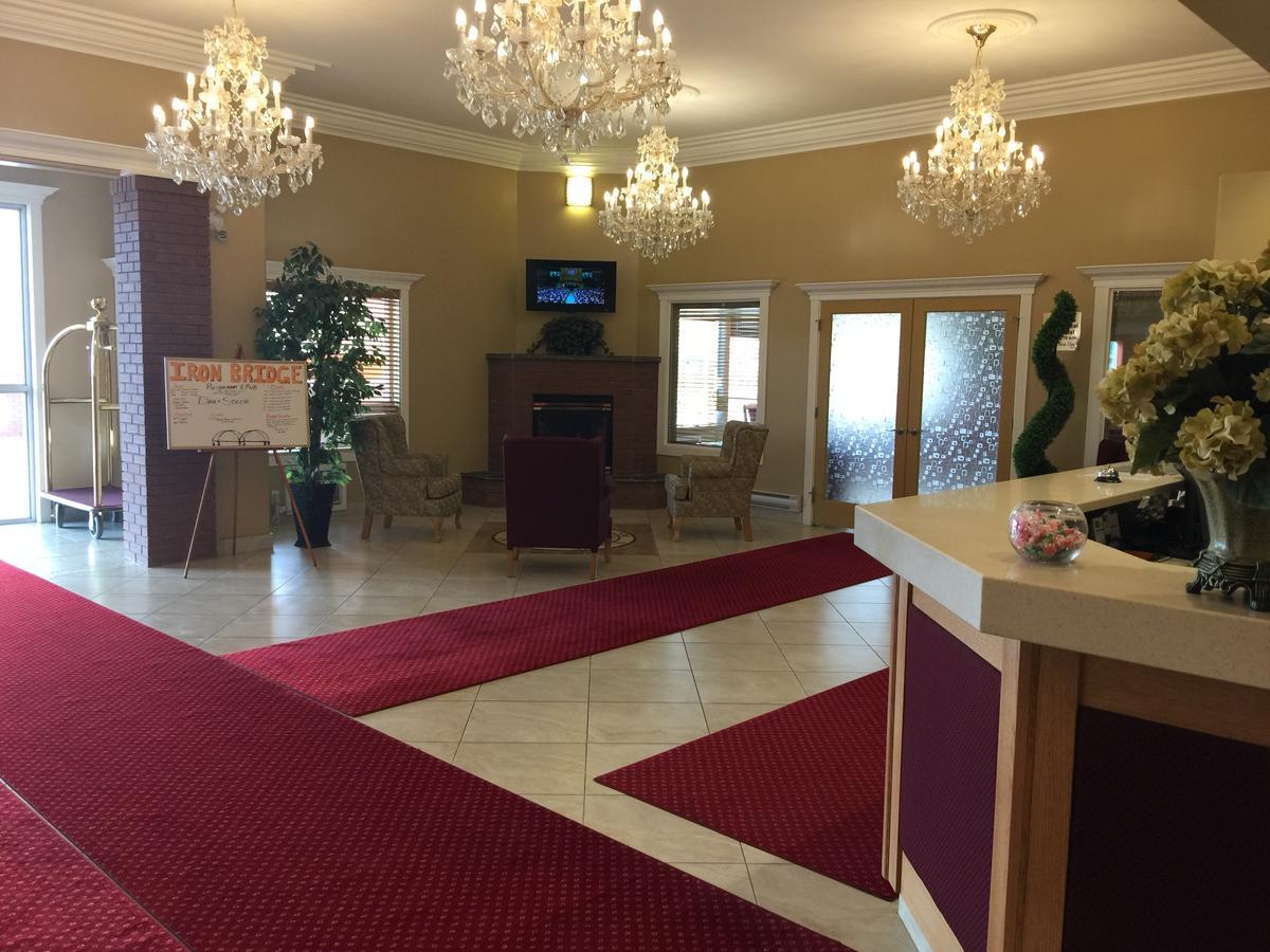 New Imperial Suites Whitecourt Eksteriør billede