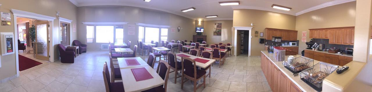 New Imperial Suites Whitecourt Eksteriør billede